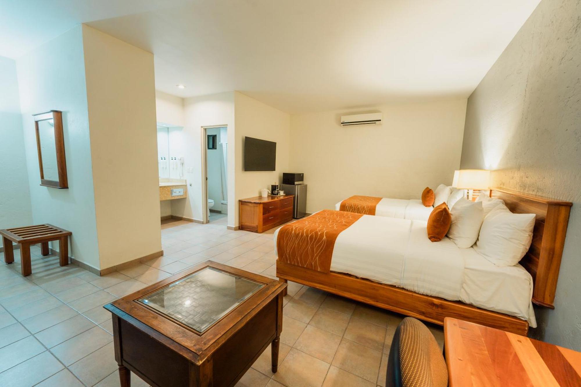 Comfort Inn Tampico Eksteriør billede